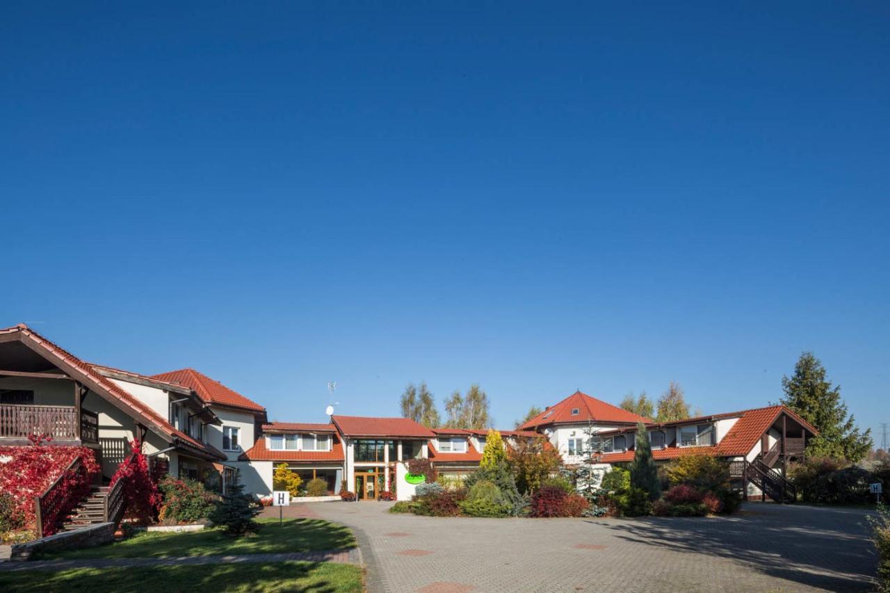 Noce I Dnie Hotel Postołowo Exterior foto