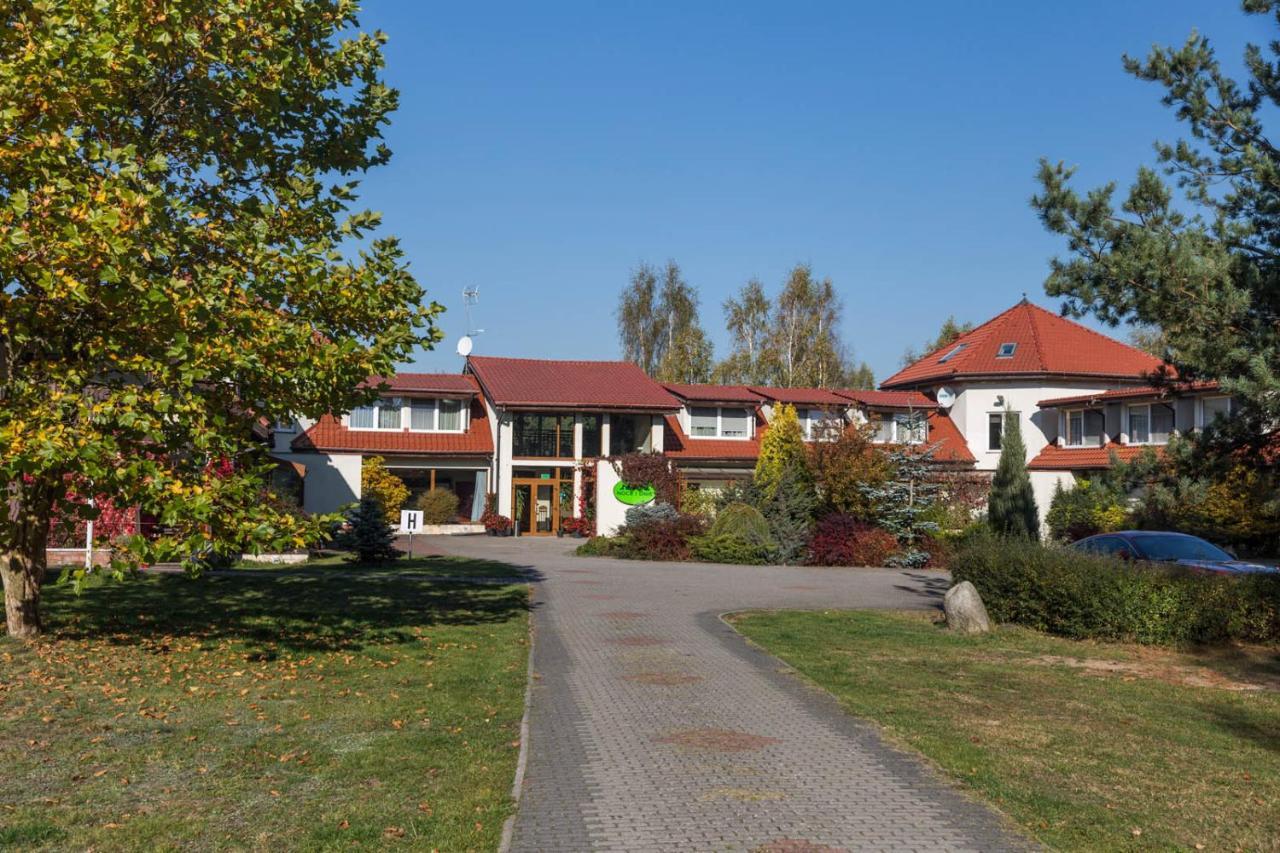 Noce I Dnie Hotel Postołowo Exterior foto